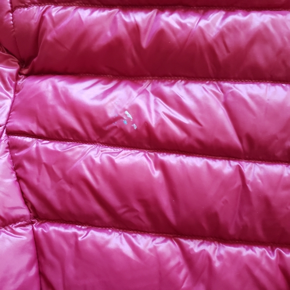 Uniqlo Puffer Jacket - Picture 3 of 6